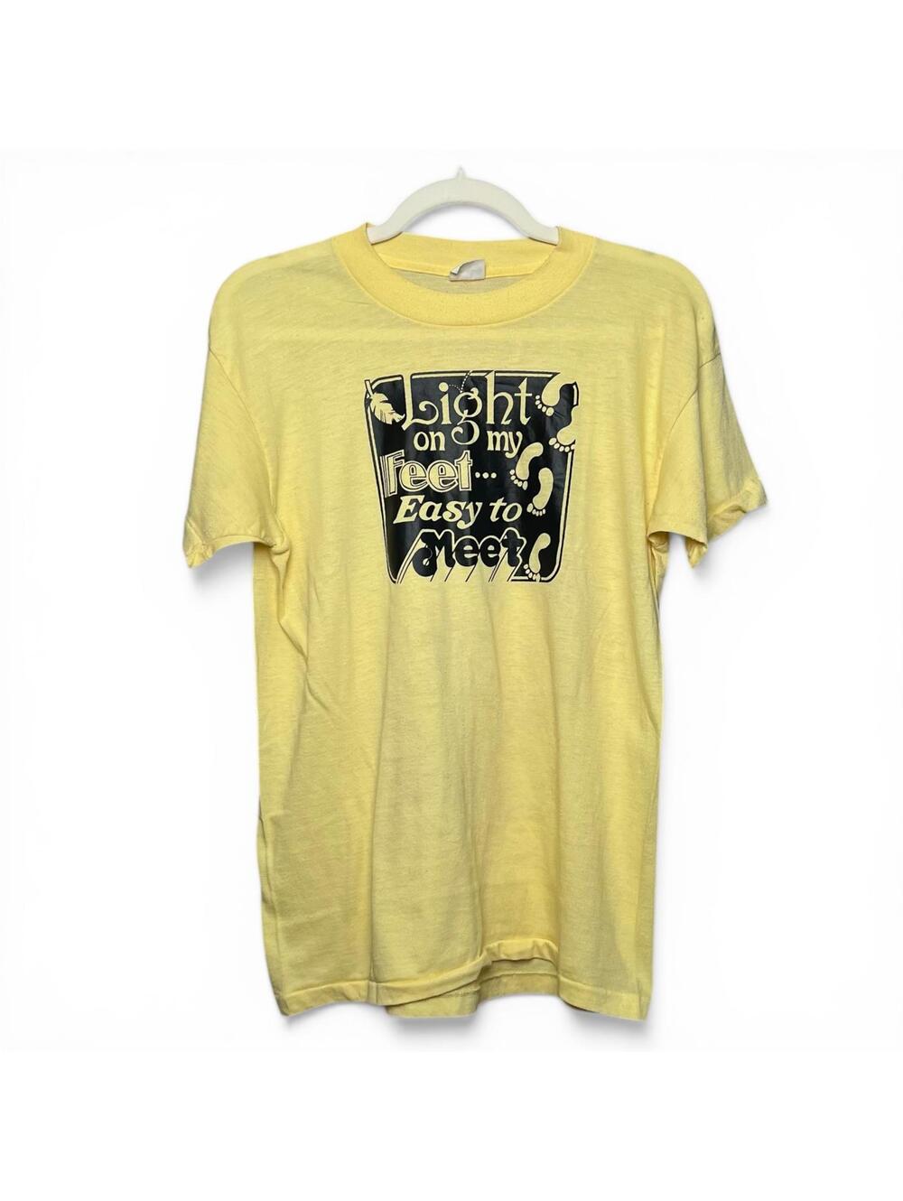 Vintage 70s Pale Yellow Single Stitch Novelty Graphic T-Shirt Large - Picture 1 of 3